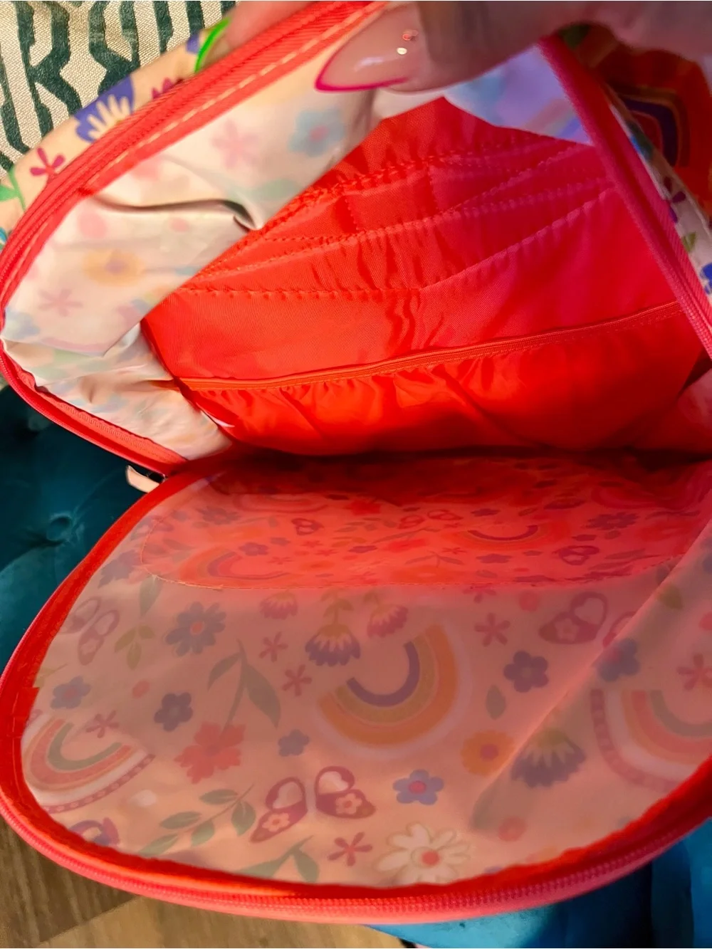 Wonder Nation 🌈 Rainbow Garden Butterfly 🦋 Floral 🌸 Backpack 17 Inch NWT